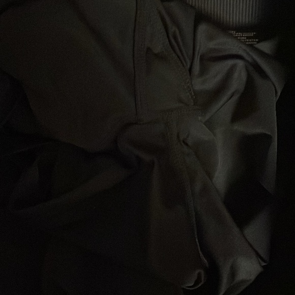 Black womens lined skirt size S. 32 degree brand. Excellent condition. - Picture 8 of 8